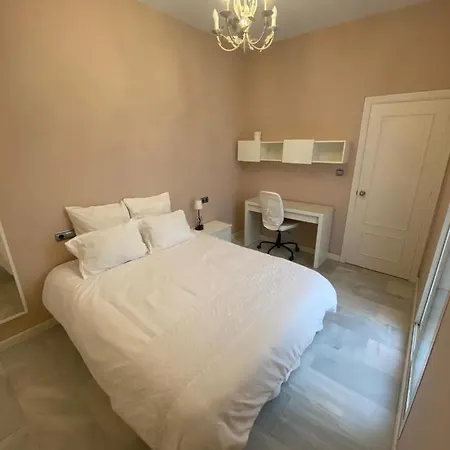 Apartamento Cristobal Colon شقة *